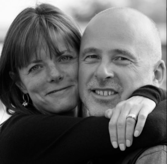 The weathercaster Louise Lear is married to her beloved husband Ian Lear.